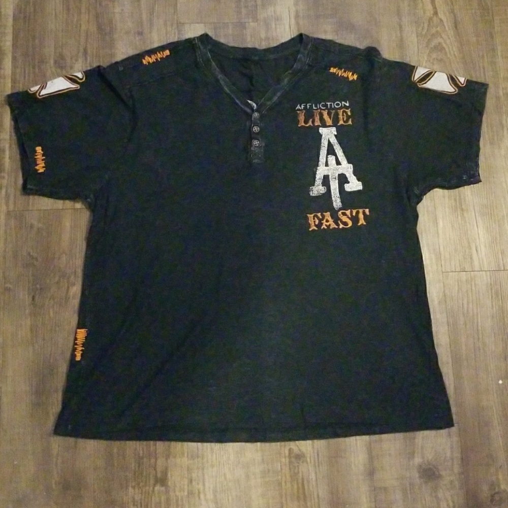 Affliction Navy Blue 3 button T-shirt